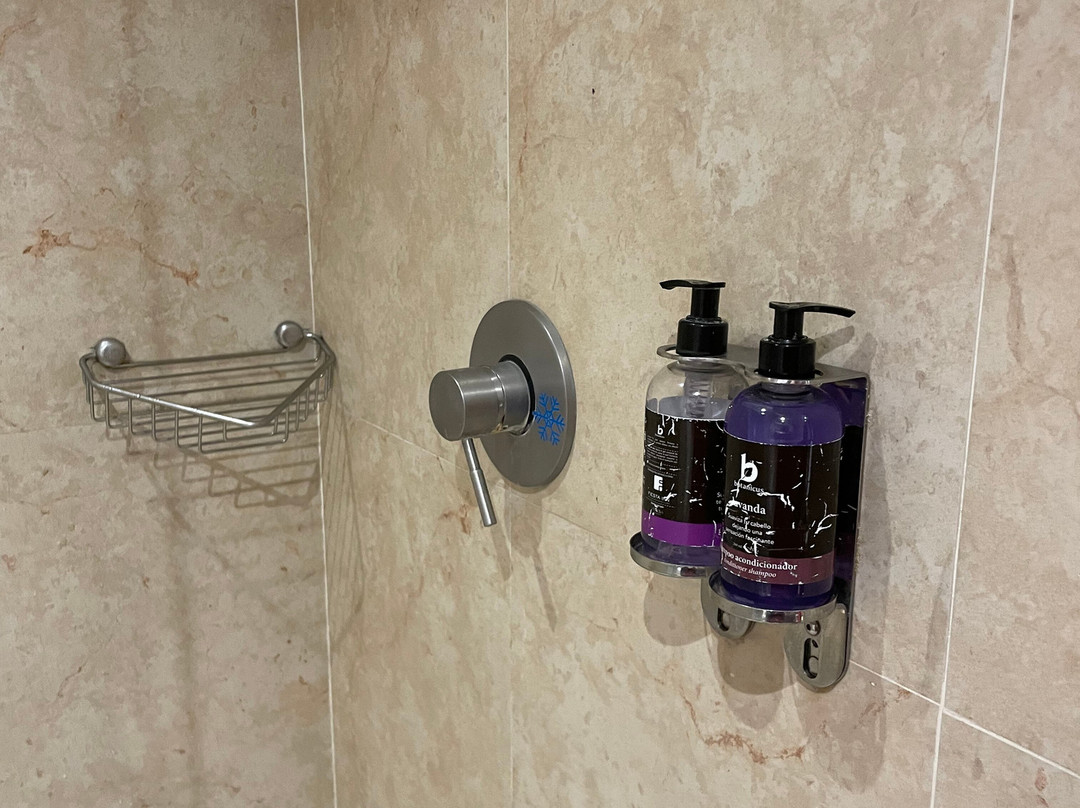 Fiesta Inn Express Perinorte主图