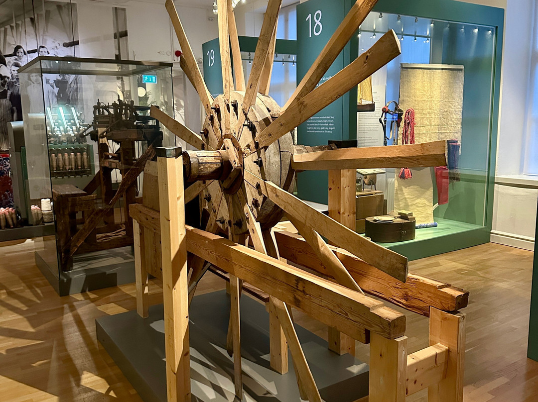 Halsinglands museum景点图片