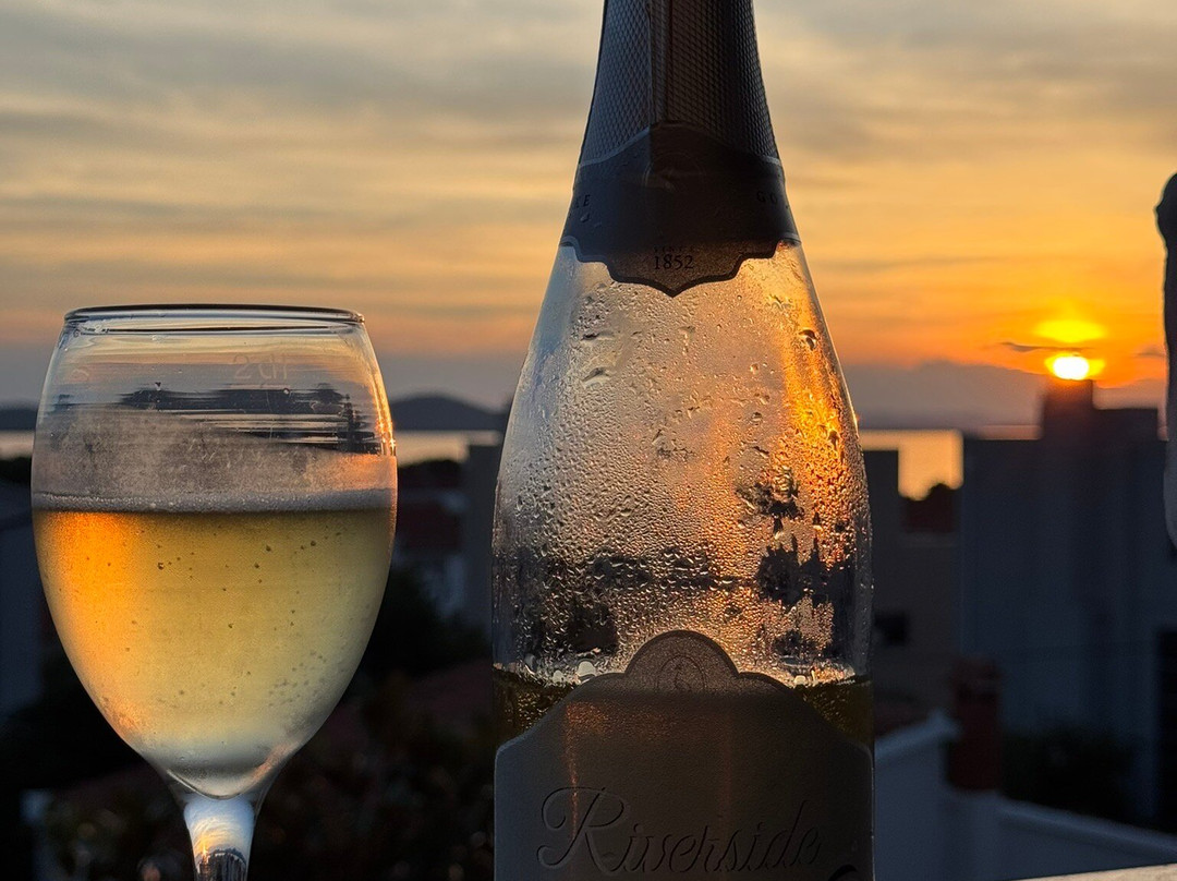 瓦伦缇纳别墅酒店主图