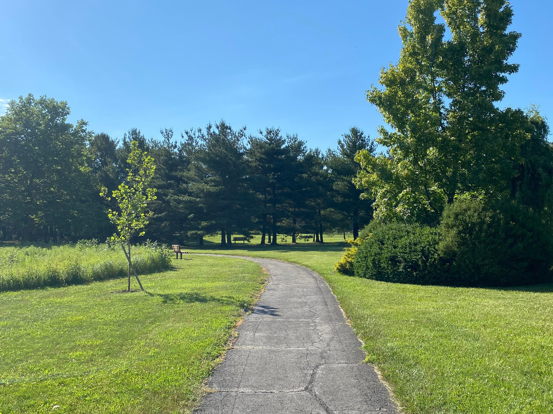 James H. McBride Arboretum-Huron必去景点