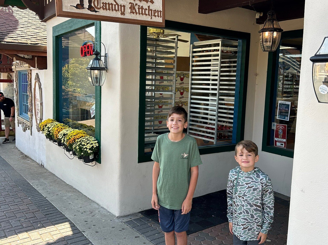 Hansel and Gretel Candy Kitchen-海伦必去景点