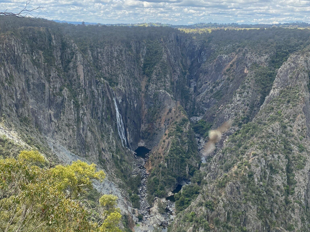 Wollomombi Falls景点图片