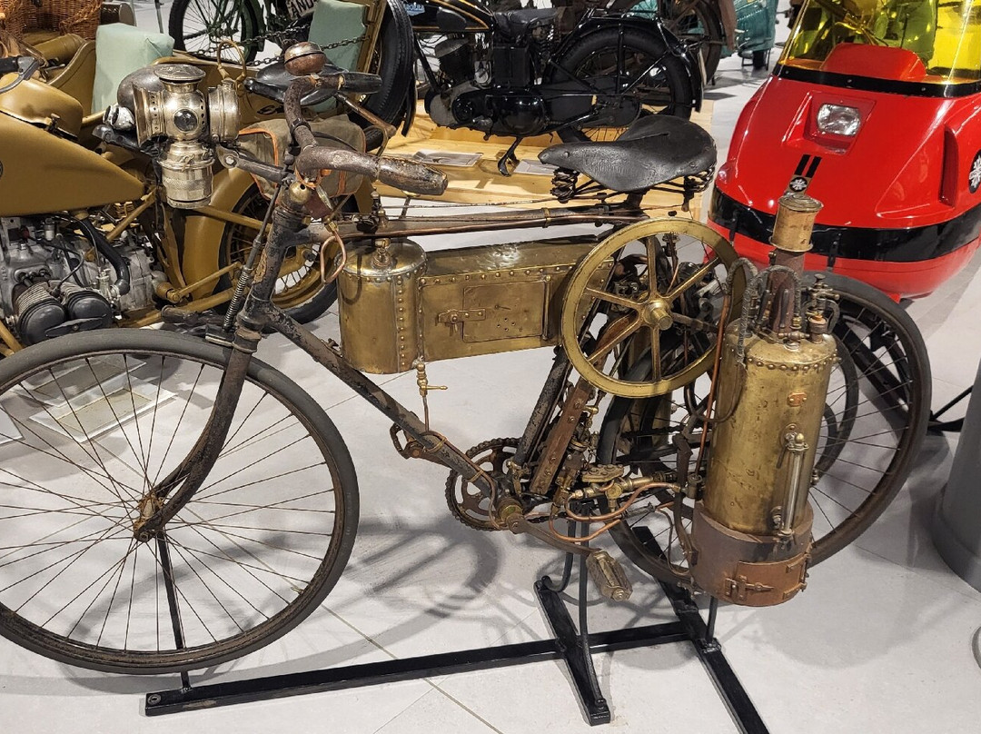 Museo de la Moto-Canillo必去景点