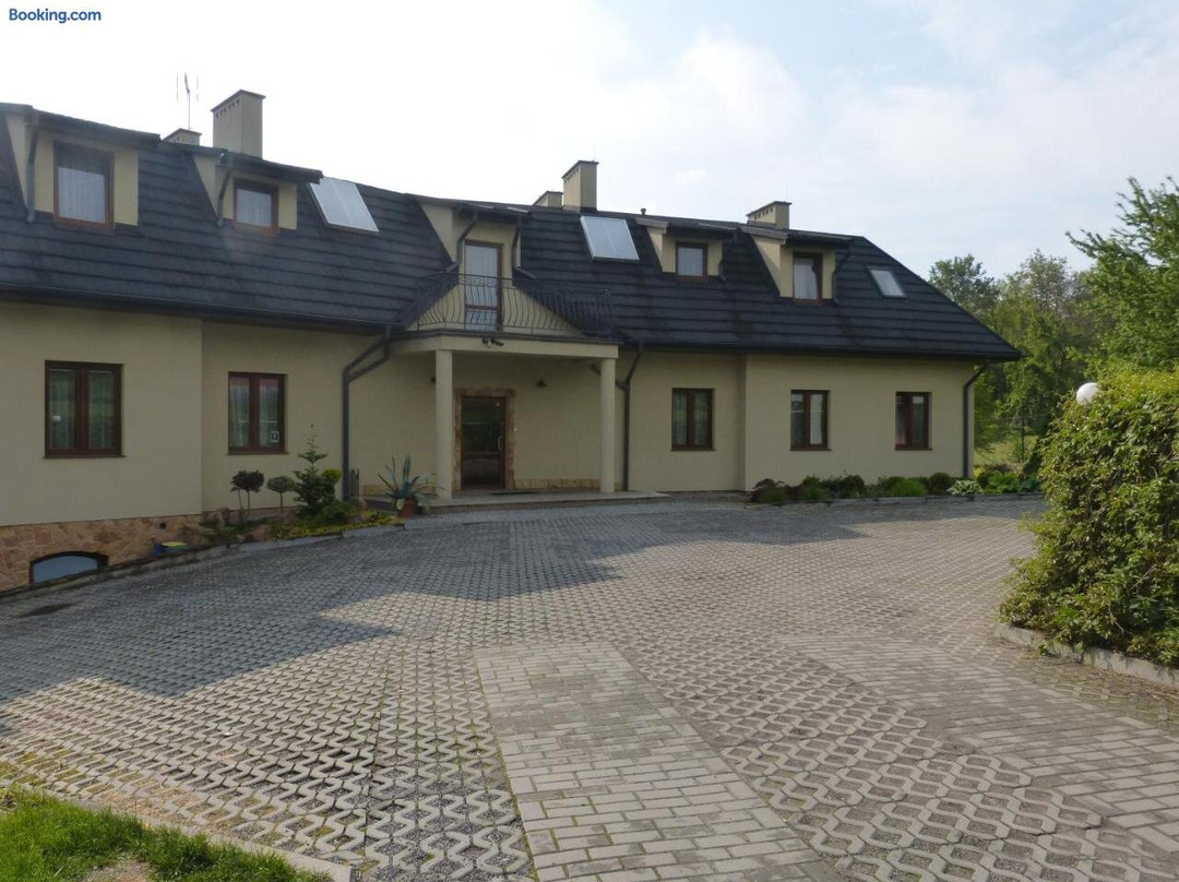 Dom Wycieczkowy Pttk "TURYSTA"