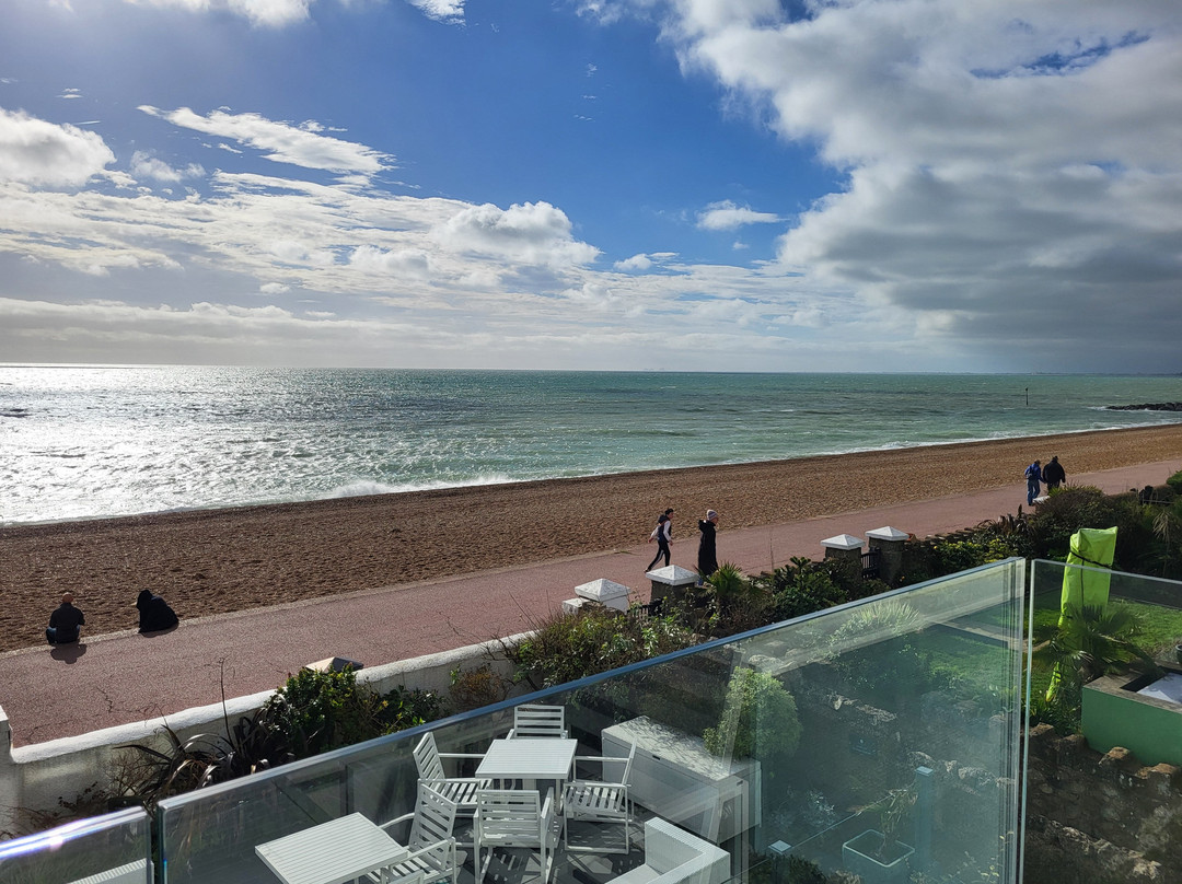 The Beach Bed and Breakfast主图