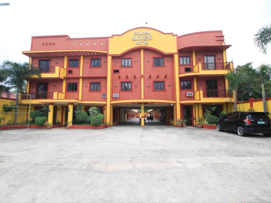 Golden Success Hotel II