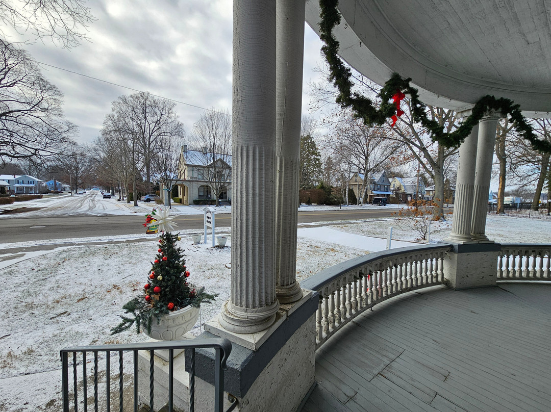 J. E. Reeves Victorian Home & Carriage House Museum景点图片