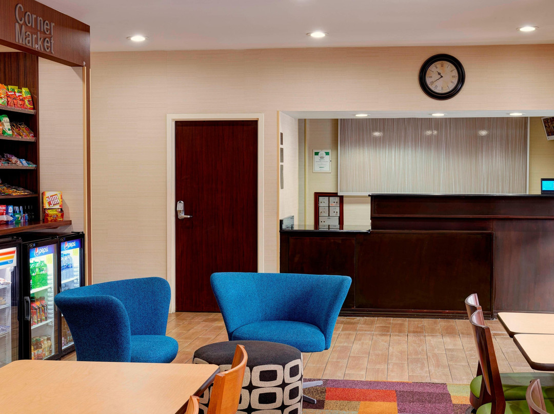 Fairfield by Marriott Inn & Suites Detroit Farmington Hills主图