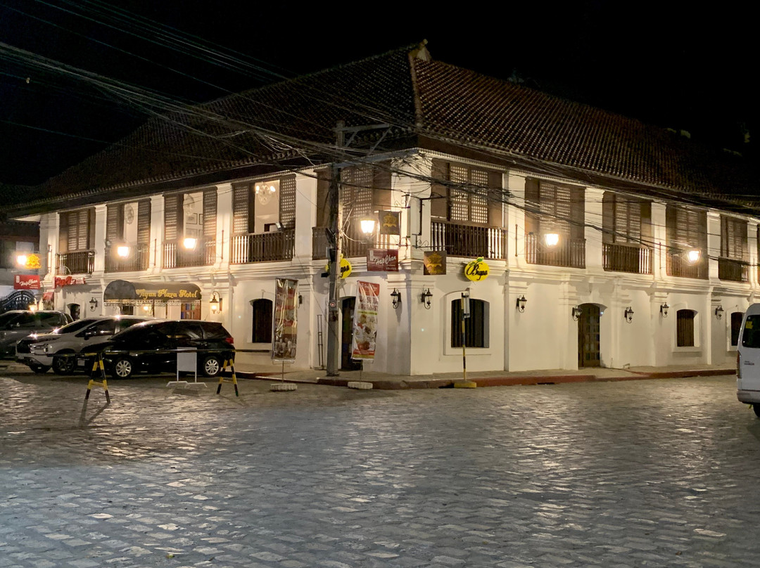 Vigan Plaza Hotel主图