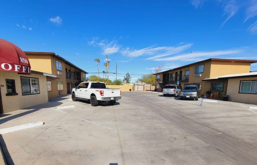 经典旅馆及套房酒店主图