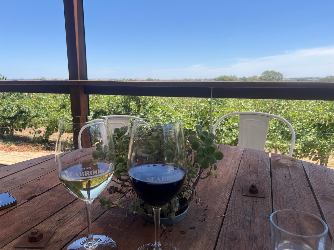 Seabrook Wines景点图片