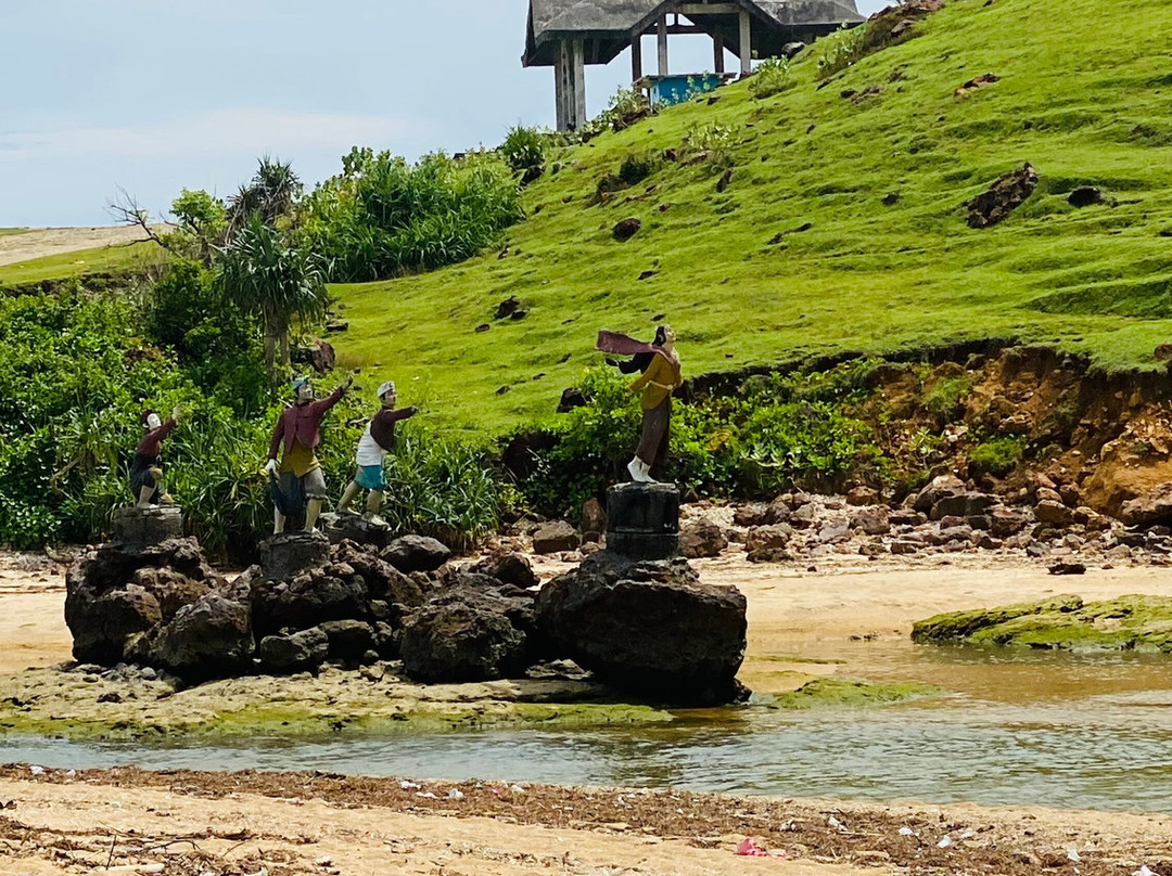 Statue of Princess Mandalika-Kuta必去景点