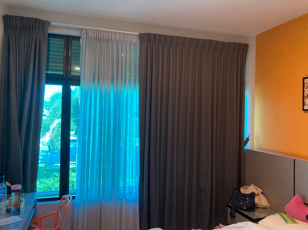 Travelland Hotel主图