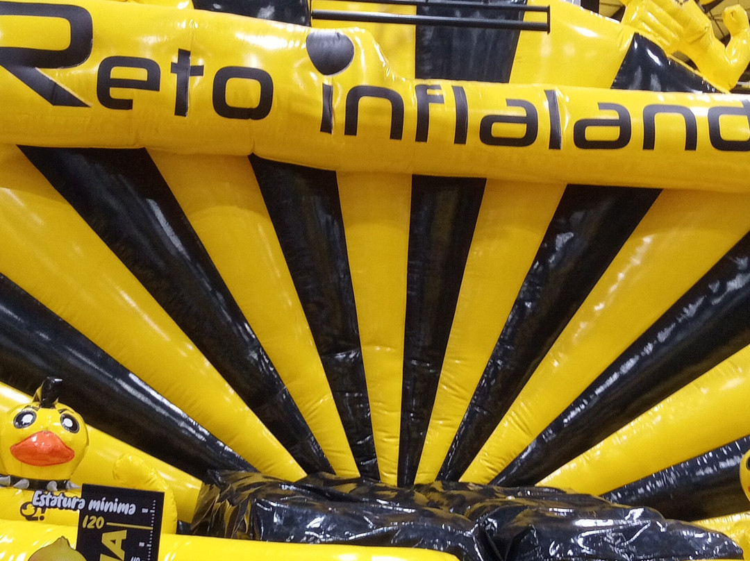 Inflalandia Quack Galerías Metepec景点图片