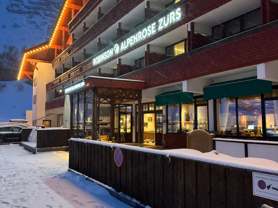 ROBINSON ALPENROSE ZÜRS主图
