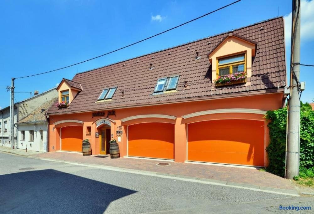 维纳斯基霍尔酒店