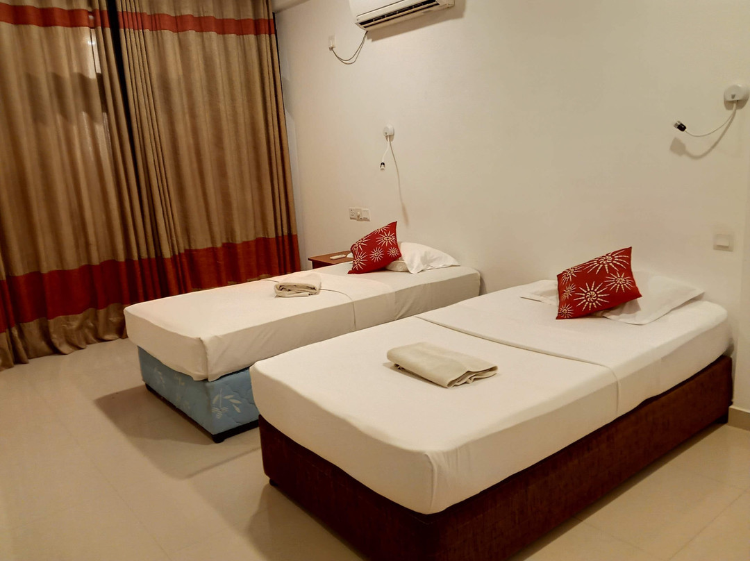 曼果普瑞生态村酒店主图