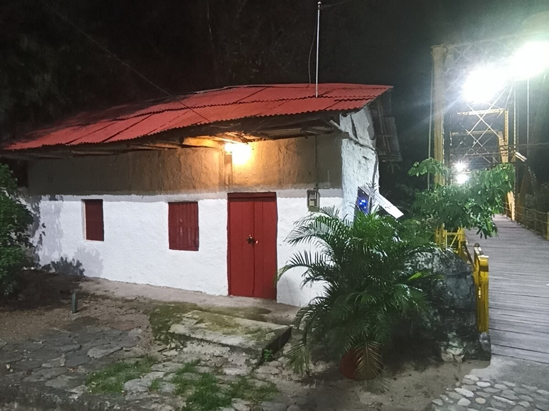 Puente Navarro-Honda必去景点