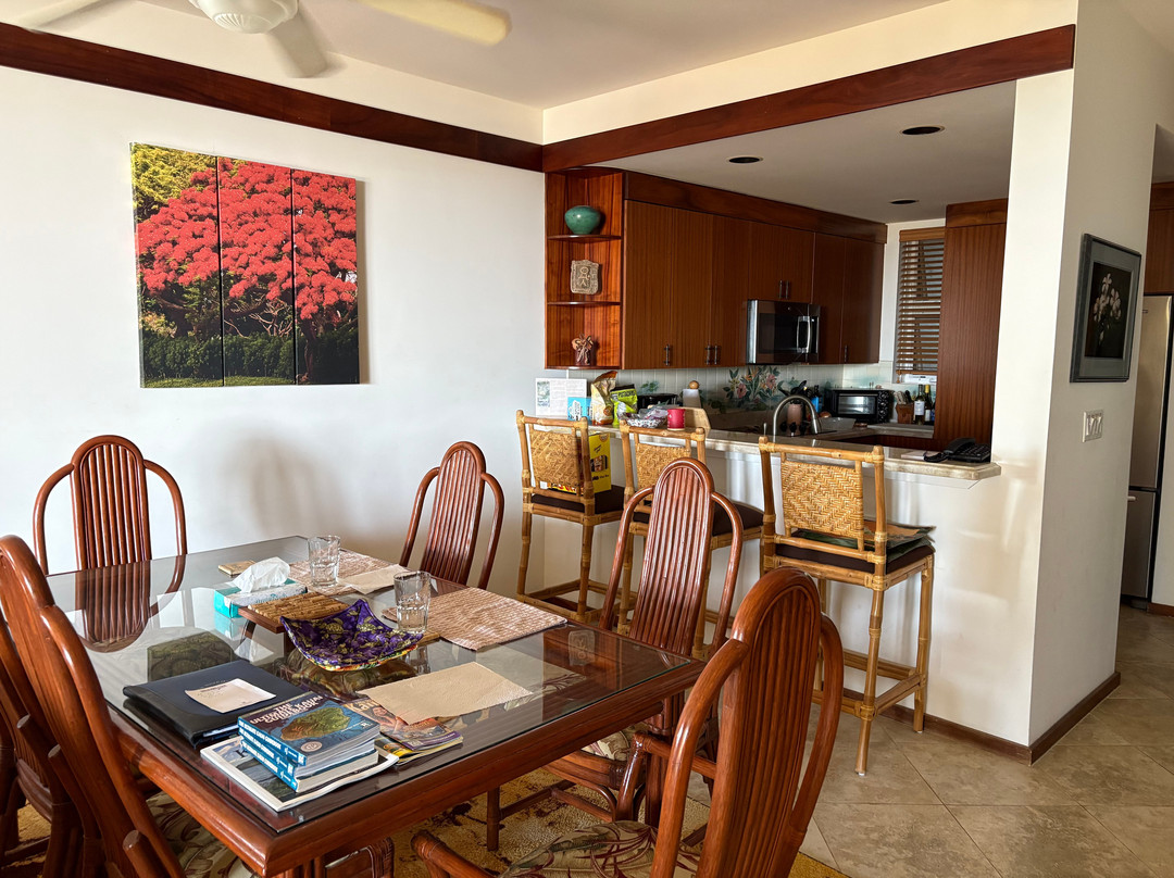 Whalers Cove Oceanfront Resort主图