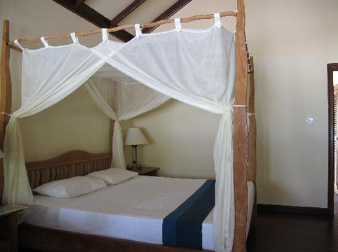 菲利兹尤岛度假村主图