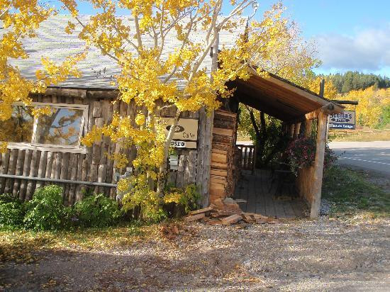 Stella's Mountain Inn主图