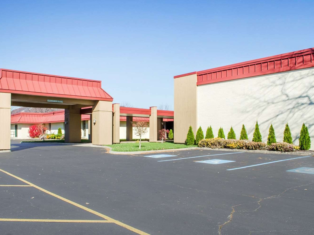 Quality Inn & Suites Burnham