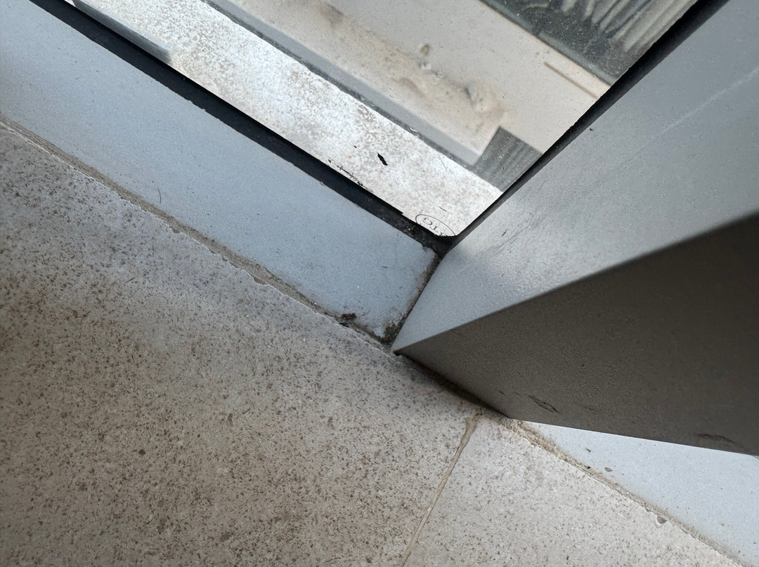 Windy Terrace Hotel主图