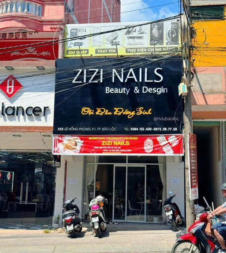 Zizi Nails