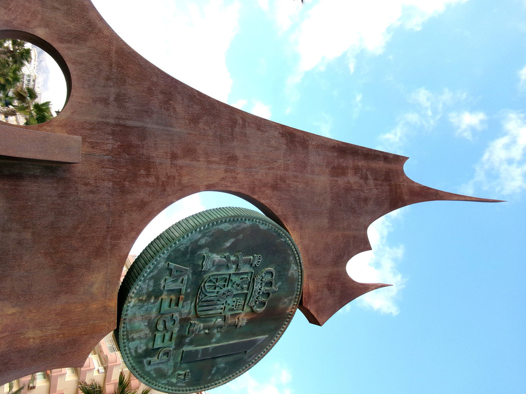 Monumento a la Peseta景点图片