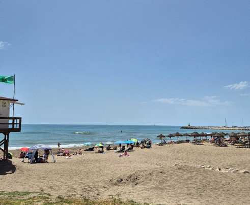 Paseo Maritimo De La Carihuela-托雷莫里诺斯必去景点