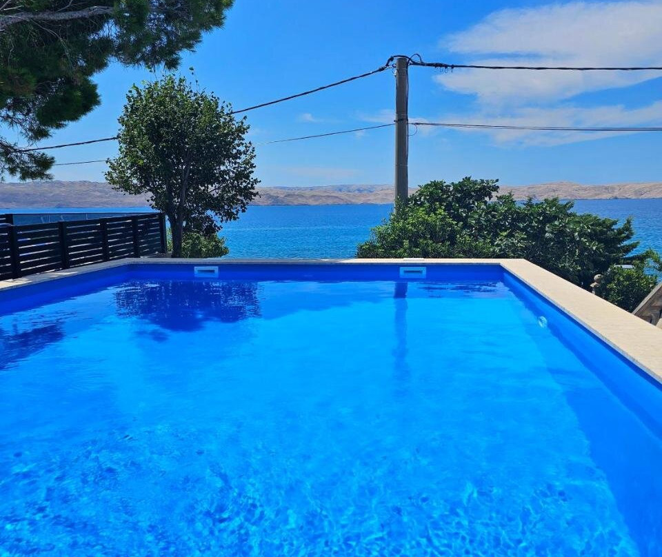 Beautiful Apartment Direct On The Beach With Breathtaking Sea View