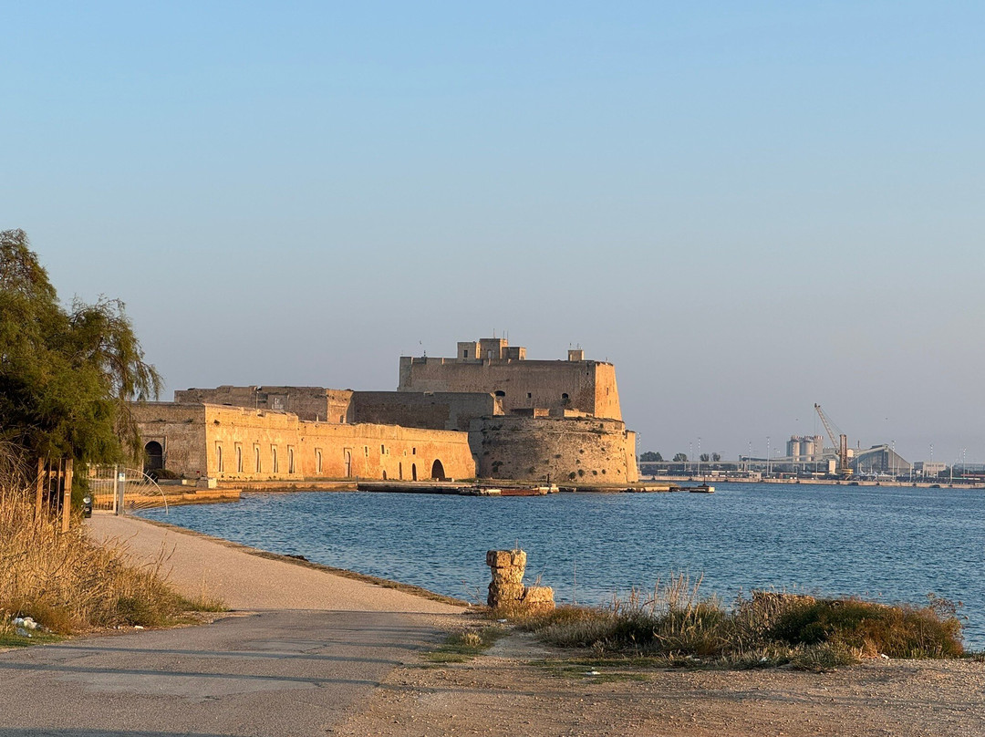 Castello Aragonese-布林迪西必去景点