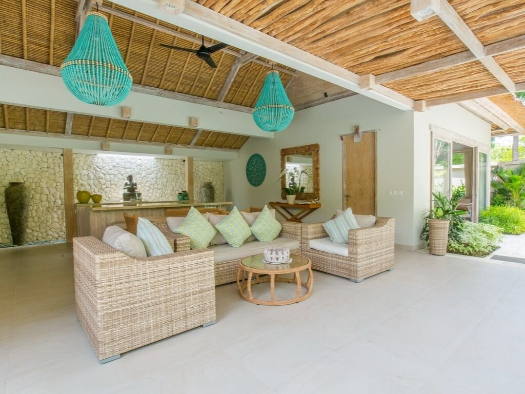 海潮海滩渡假村主图