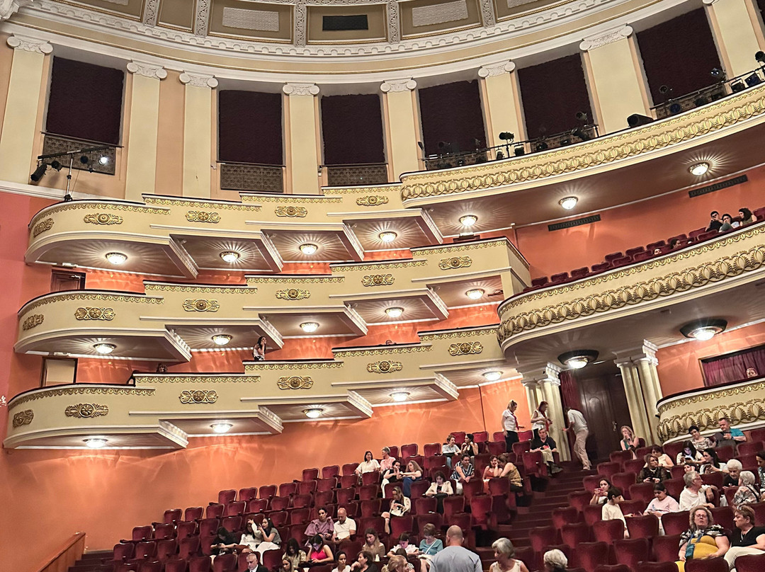 The Armenian National Academic Theater of Opera and Ballet named after Alexander Spendiaryan-埃里温必去景点