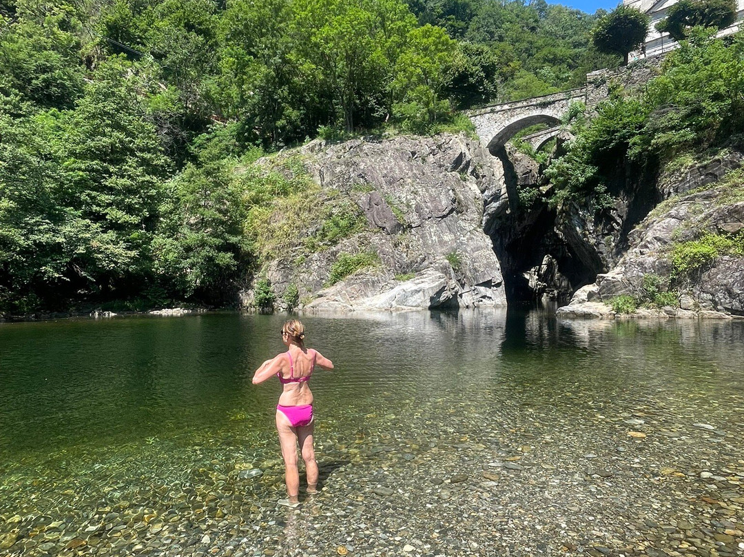 Orrido di sant'anna-坎诺比奥必去景点