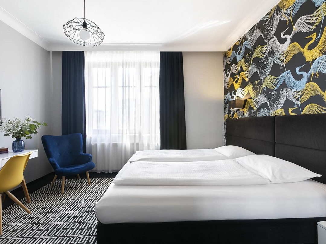 丽茵公寓式酒店主图