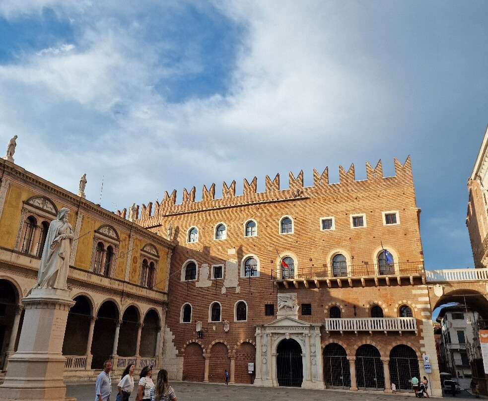 Piazza dei Signori-维罗纳必去景点