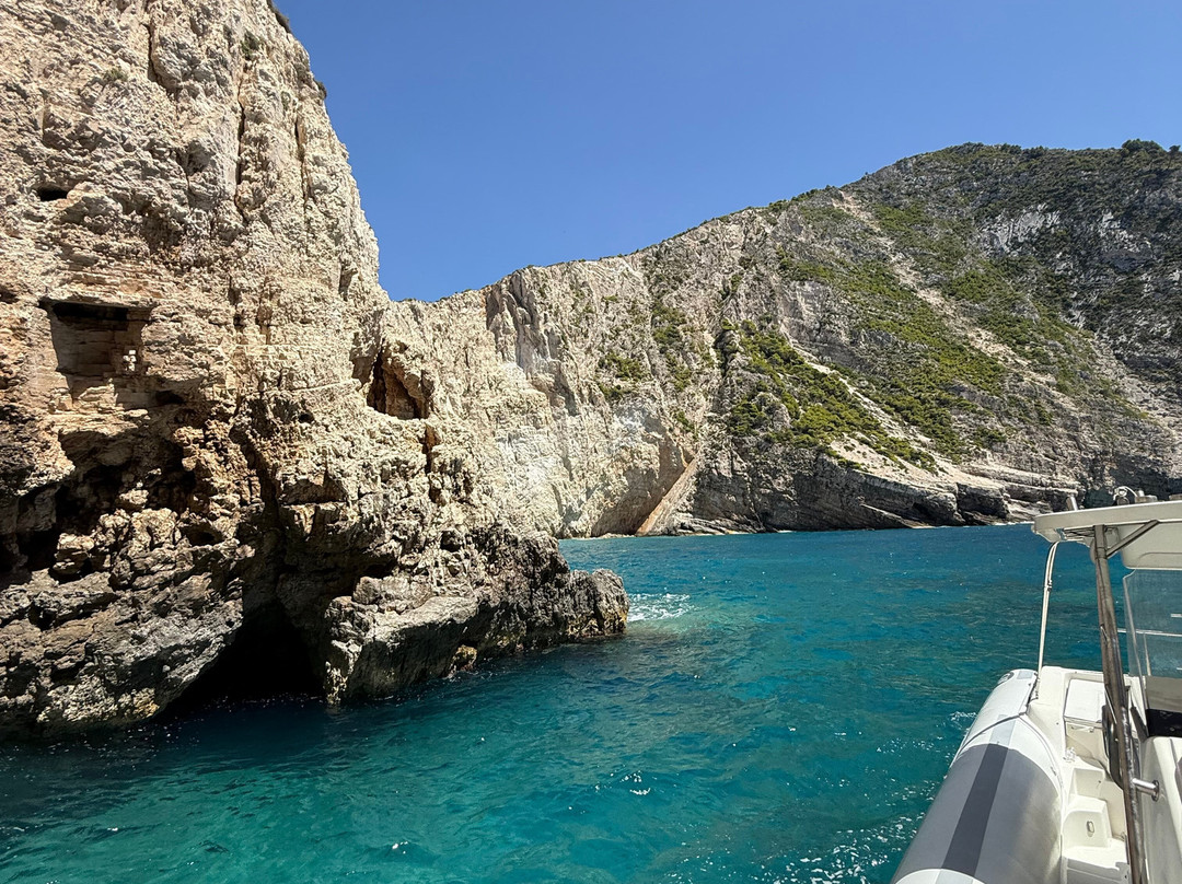 Serene Private Cruises-Tragaki必去景点