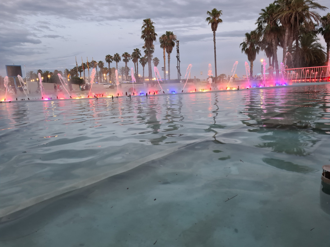 光之泉-萨洛必去景点