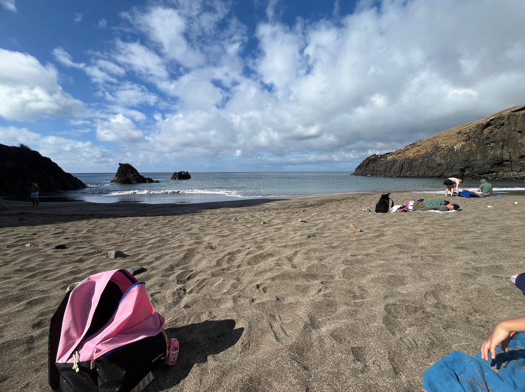 Prainha do Caniçal-卡尼卡尔必去景点