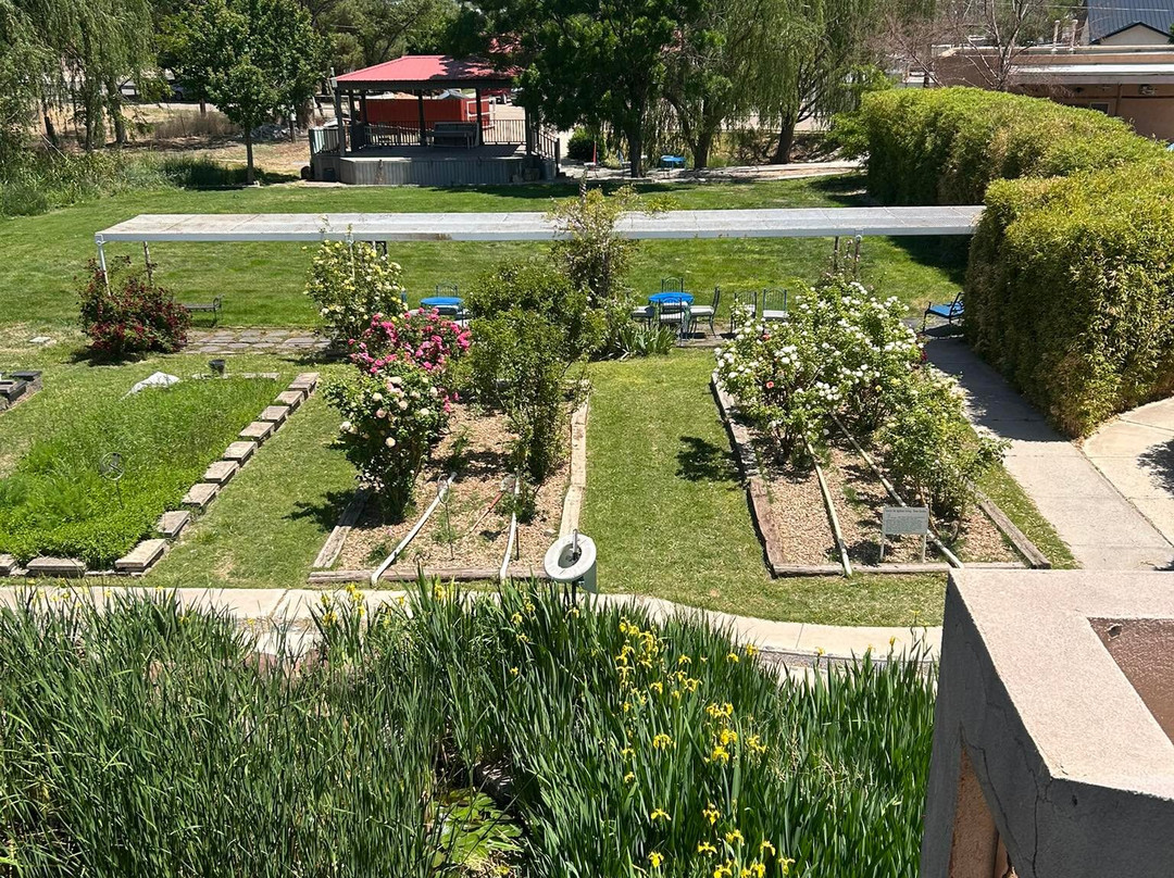 Garden Gate Day Spa & Salon-Los Lunas必去景点