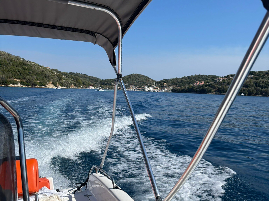 Lefkas Boat-Nidri必去景点