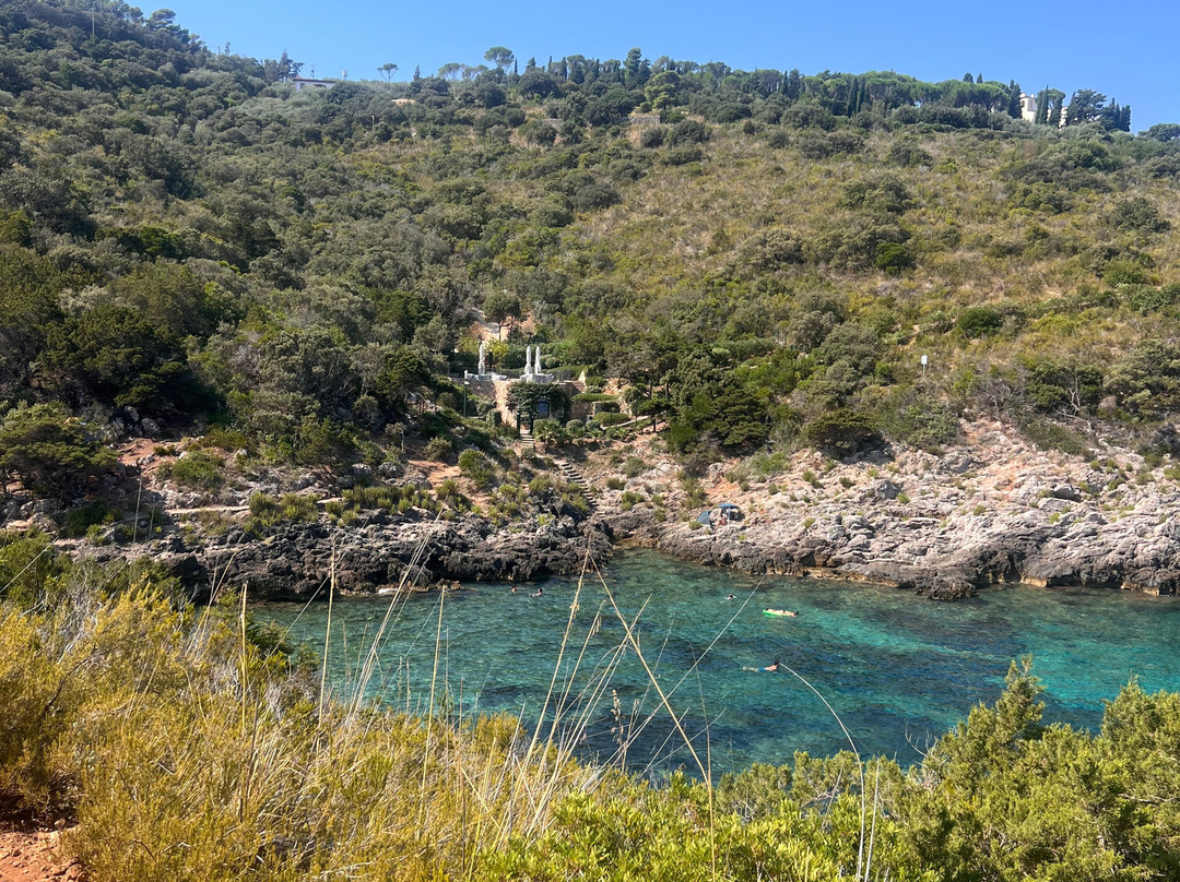 Cala La Cacciarella-圣托斯特凡诺港必去景点