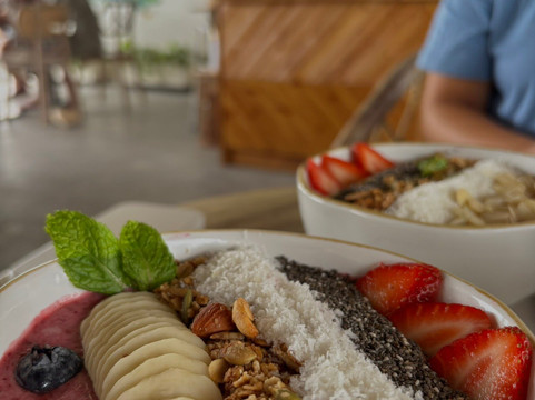 Annie Eatery & Sweetery - Thong Krut