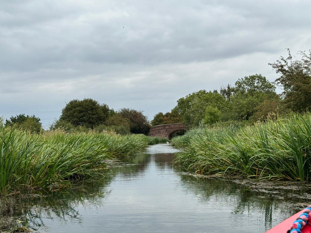 Grantham Canal Three Shires Boat Trips-Woolsthorpe by Belvoir必去景点