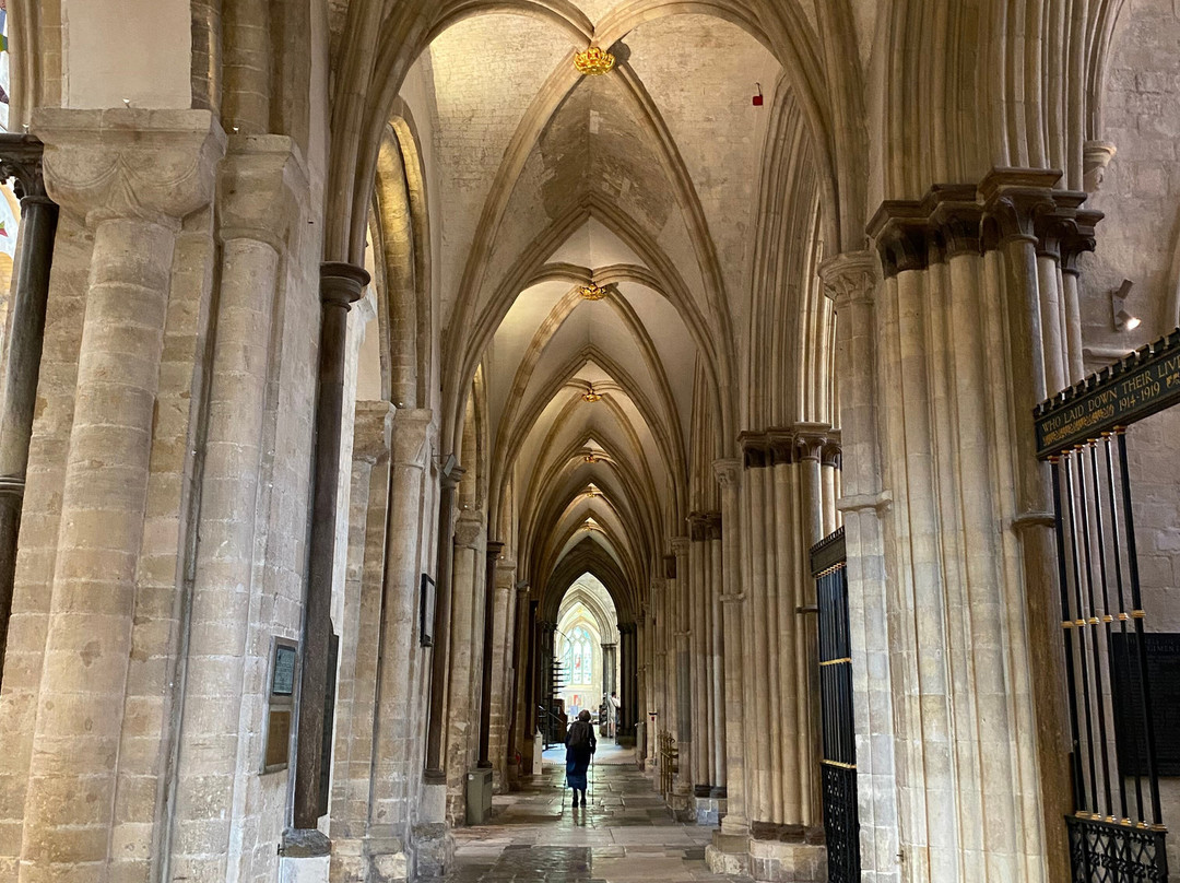 Chichester Cathedral-奇切斯特必去景点