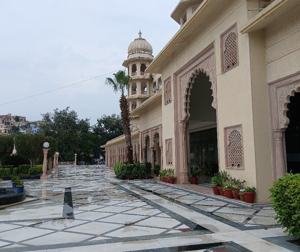 Shri Vallabh Vilas Lords Plaza主图