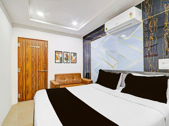 Super OYO Capital O Vihari Grand Inn