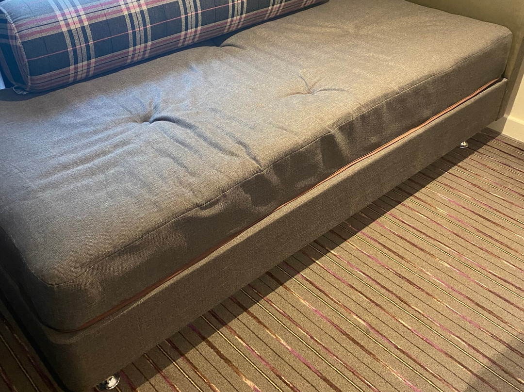 Premier Inn London Wimbledon (Broadway) hotel主图
