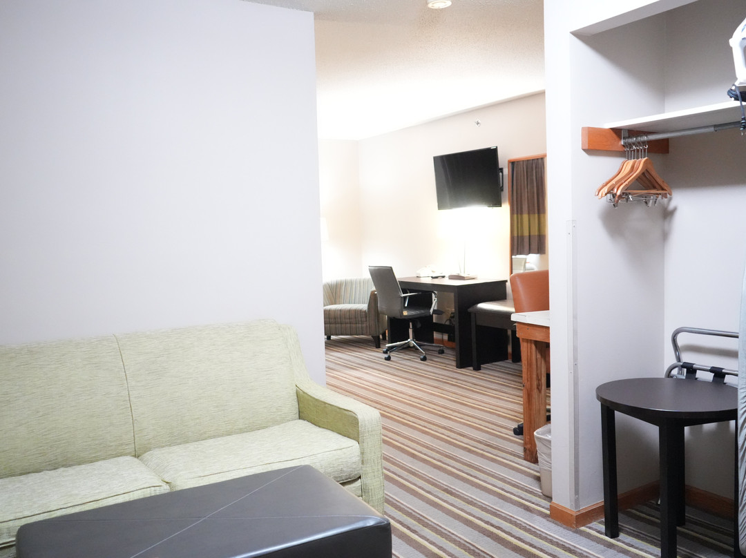 Watseka 24 Inn & Suites主图